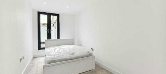 3 bedrooms Apartment in Fulham, United Kingdom No. 10120 8