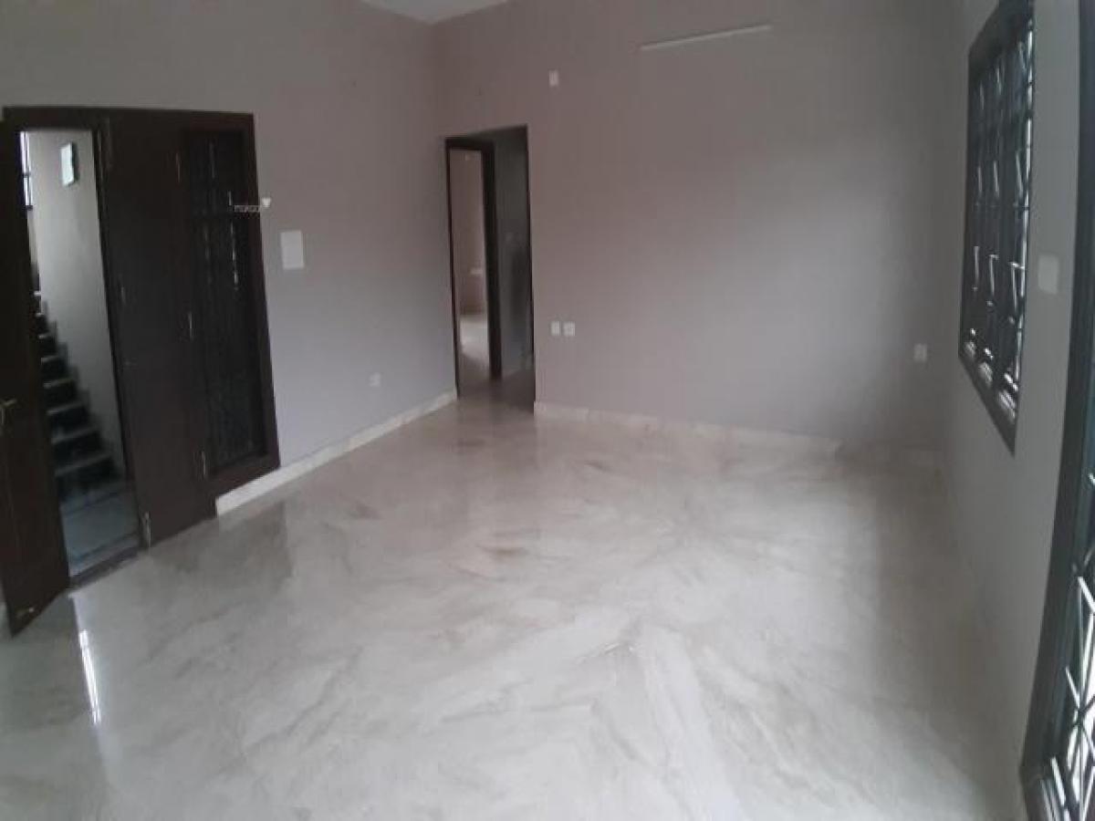 3 bedrooms House in Bangalore, India No. 12417