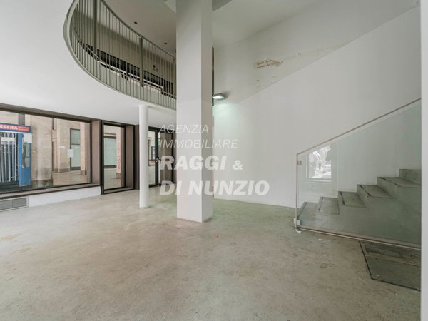 700m² Commercial property in Frascati, Italy No. 69410