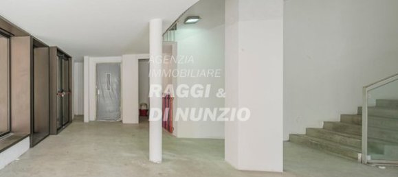 700m² Commercial property in Frascati, Italy No. 69410 7