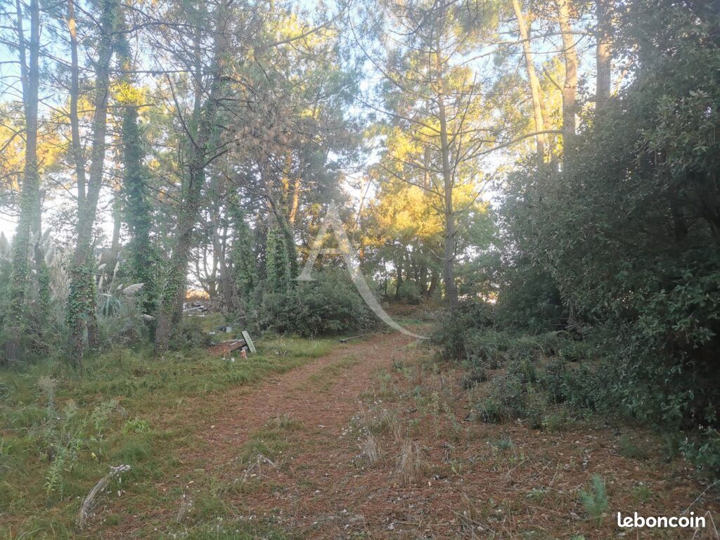 Grundstück in Saint-Jean-de-Monts, France 573m², Nr. 239472