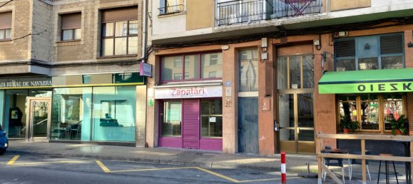 90m² Commercial property in Chartered Community of Navarre, Spain No. 68706 2