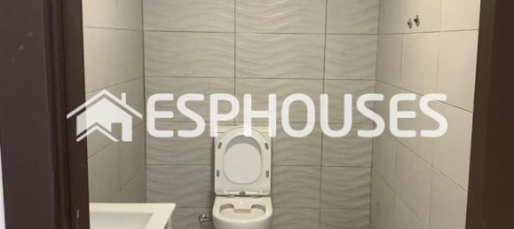 52m² Commercial property in Guardamar del Segura, Spain No. 56322 6