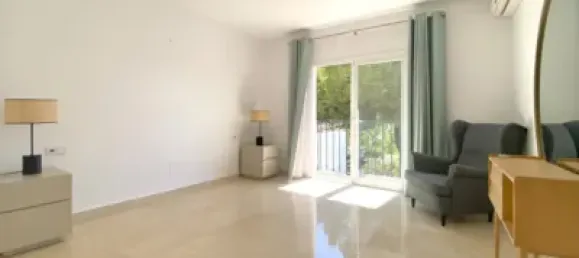 4 Schlafzimmer Wohnung in Marbella, Spain, Nr. 60063 7