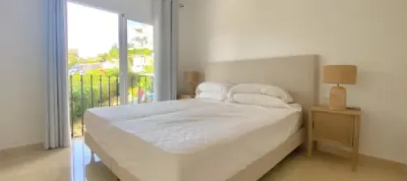 4 Schlafzimmer Wohnung in Marbella, Spain, Nr. 60063 3