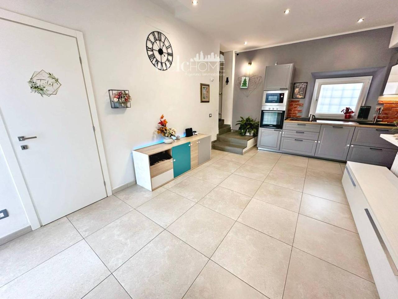 Villa de 5 divisões em Campi Bisenzio, Italy N.º 78011