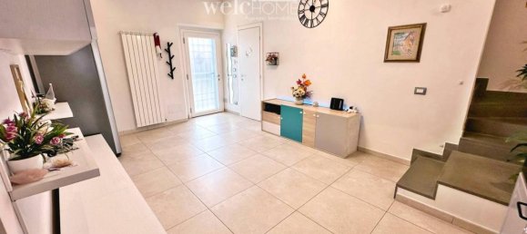 5 rooms Villa in Campi Bisenzio, Italy No. 78011 24