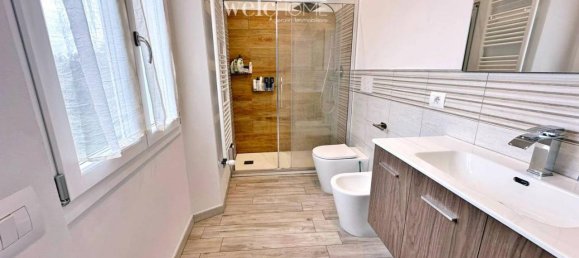 5 rooms Villa in Campi Bisenzio, Italy No. 78011 31