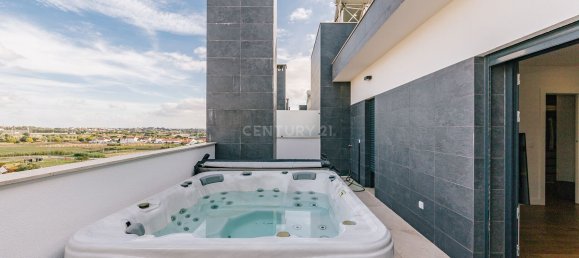 4 bedrooms Duplex in Montijo, Portugal No. 137123 4