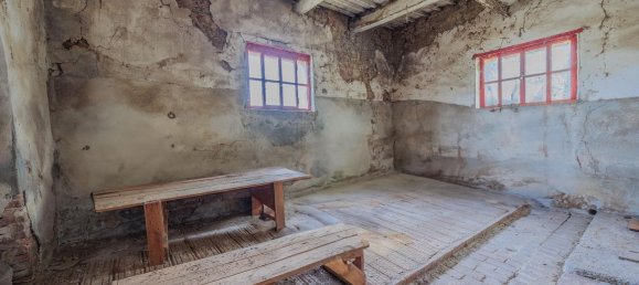 Дом с 6 комнатами в Лучиньяно, Италия № 138315 29