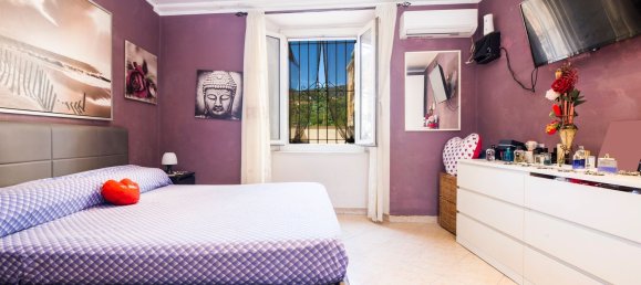 Квартира с 4 комнатами в Генуя, Италия № 286410 12