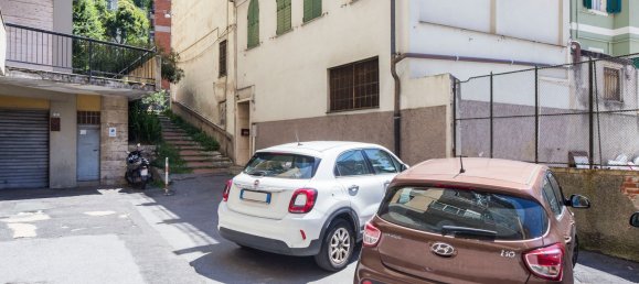 Квартира с 4 комнатами в Генуя, Италия № 286410 36