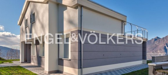 2 bedrooms Villa in Lecco, Italy No. 127222 13