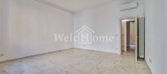 Apartamento de 4 dormitorios en Bologna, Italy No. 322218 3