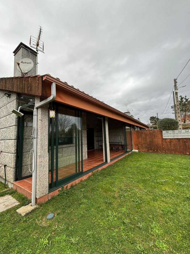 3 bedrooms House in Pontevedra, Spain No. 139890