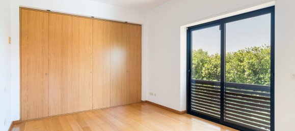 4 bedrooms Villa in Cascais, Portugal No. 190220 17