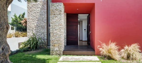 4 bedrooms Villa in Cascais, Portugal No. 190220 5