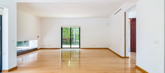 4 bedrooms Villa in Cascais, Portugal No. 190220 10