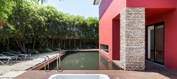 4 bedrooms Villa in Cascais, Portugal No. 190220 4