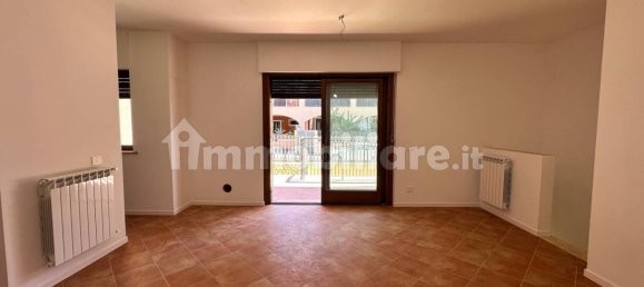 2 Schlafzimmer Wohnung in Fiumicino, Italy, Nr. 292209 3