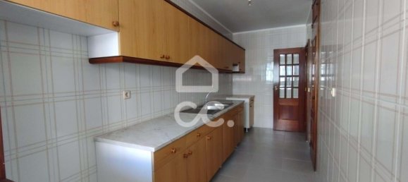 Квартира с 3 спальнями в Повуа ди Варзин, Португалия № 54764 9