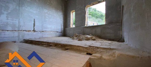 Дом с 2 спальнями в Кастелламмаре дель Гольфо, Италия № 107169 12