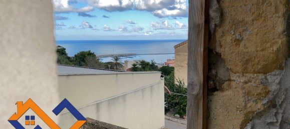 Дом с 2 спальнями в Кастелламмаре дель Гольфо, Италия № 107169 2