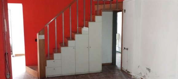 52m² Commercial property in La Spezia, Italy No. 183986 10