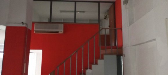 52m² Commercial property in La Spezia, Italy No. 183986 11