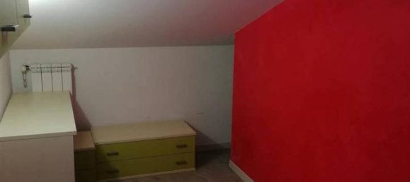 Квартира с 2 комнатами в Турин, Италия № 144632 8