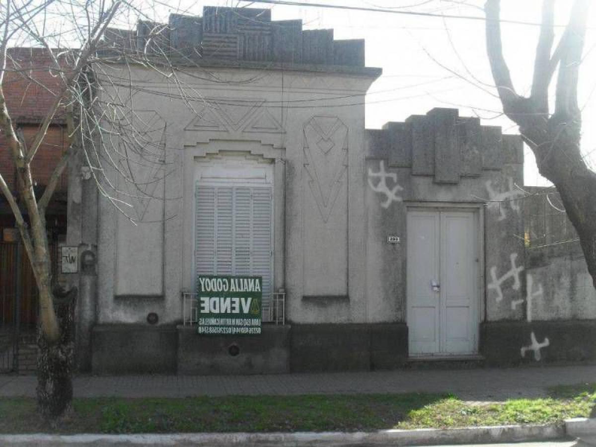 4 bedrooms House in Canuelas, Argentina No. 60613