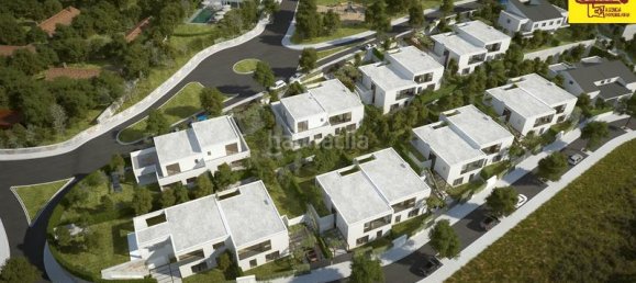 4 bedrooms House in A Coruna, Spain No. 141369 4