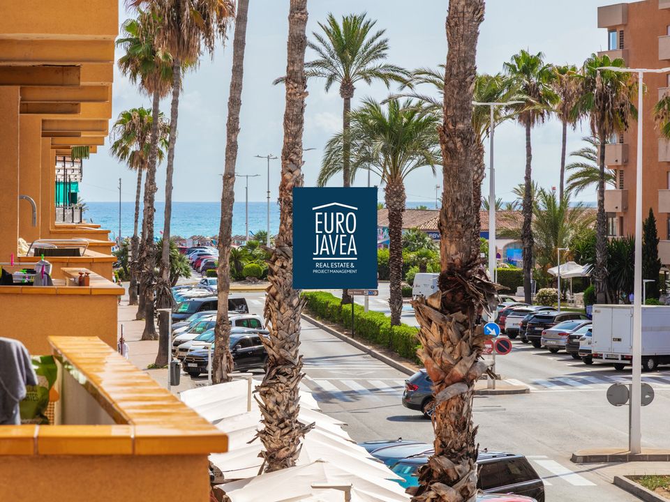 2 bedrooms Apartment in Alicante, Spain No. 175815