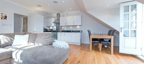 2 bedrooms Apartment in London, United Kingdom No. 3782 4