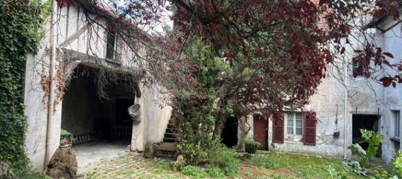 Casa de 3 dormitorios en Montmagny, France No. 301218 2