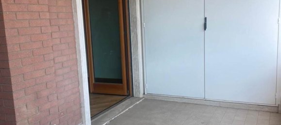 2 bedrooms Apartment in Rome, Italy No. 348498 4