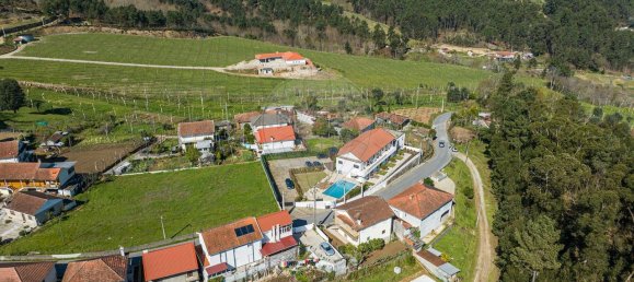 Edifício T9 em Arnoia, Portugal N.º 45384 31