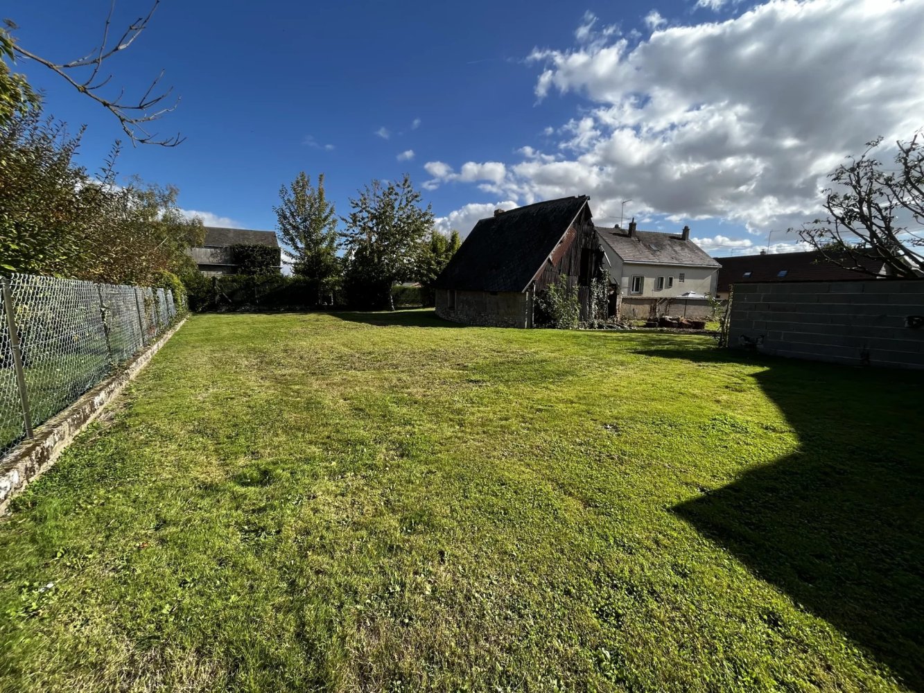 Земельный участок в Данмари, Франция № 71140