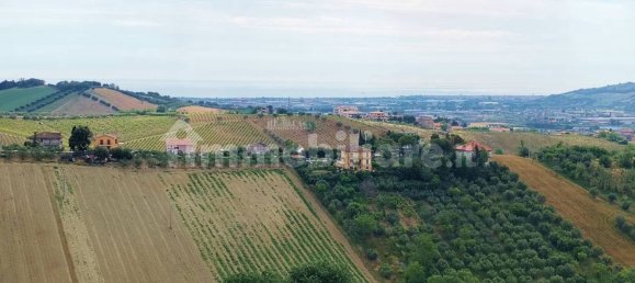 4 bedrooms House in Monteprandone, Italy No. 147486 24