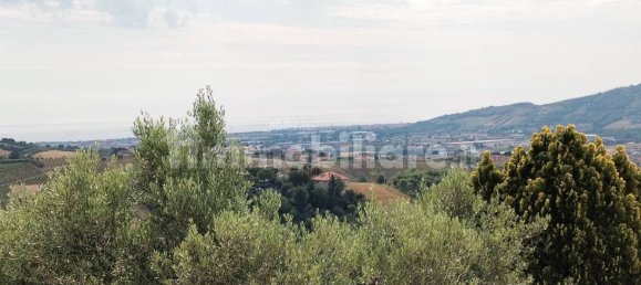 4 bedrooms House in Monteprandone, Italy No. 147486 22