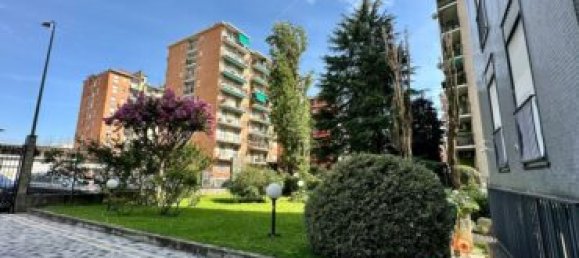 2 bedrooms Apartment in Milan, Italy No. 332500 28