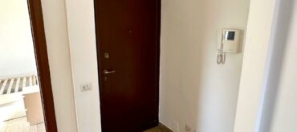2 bedrooms Apartment in Milan, Italy No. 332500 11