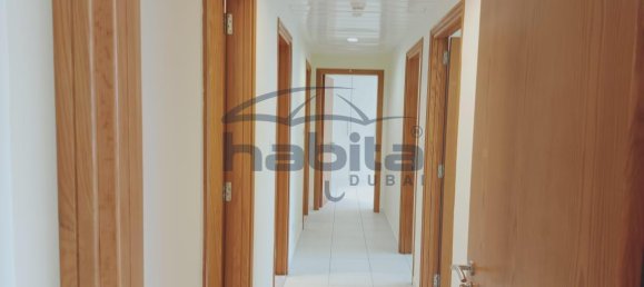 2 bedrooms Apartment in Sheikh Zayed Road, UAE No. 36052 11