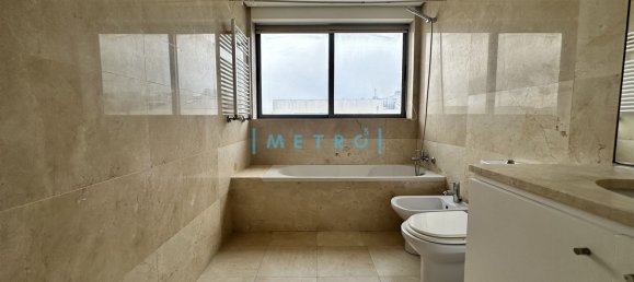 4 غرف نوم منزل ذو طابقين في Matosinhos, Portugal رقم 127697 9