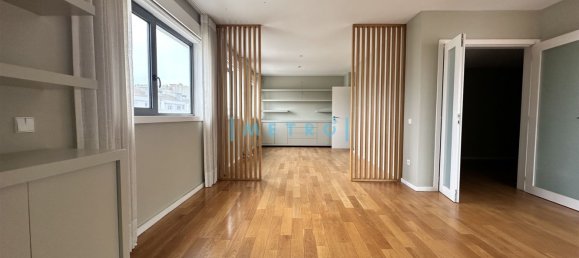 4 غرف نوم منزل ذو طابقين في Matosinhos, Portugal رقم 127697 4