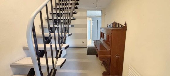 4 Schlafzimmer Schlösser in Darmstadt, Germany, Nr. 79904 61