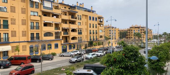 Apartamento de 2 dormitorios en Marbella, Spain No. 10022 6