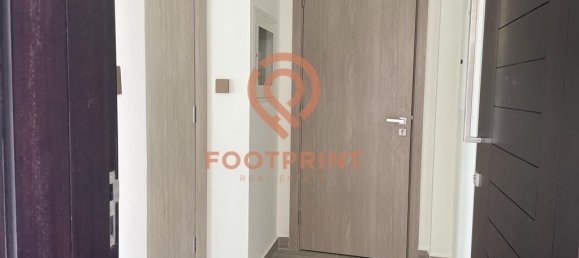 3 bedrooms Villa in Dubai, UAE No. 23759 2