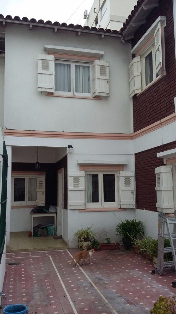 3 bedrooms House in Mar del Plata, Argentina No. 76899