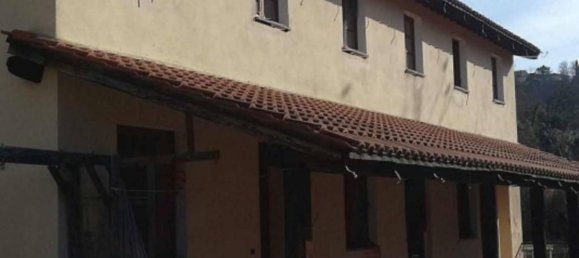 Gewerbliche Immobilie in Castelfranco Piandiscò, Italy 1260m², Nr. 294378 10